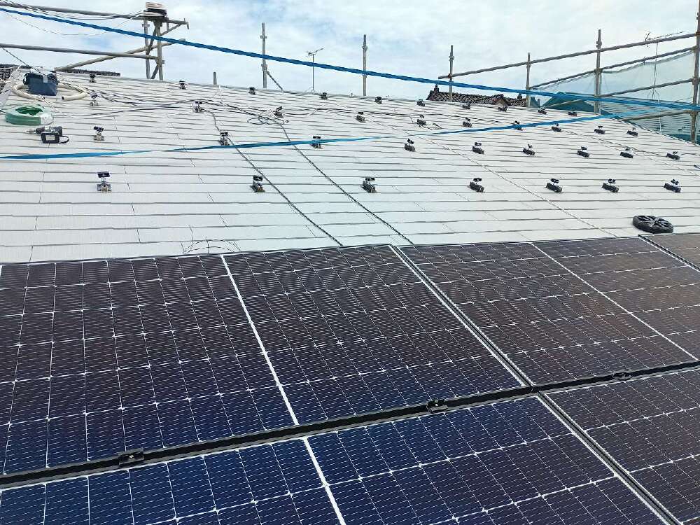 太陽光パネル施工しました