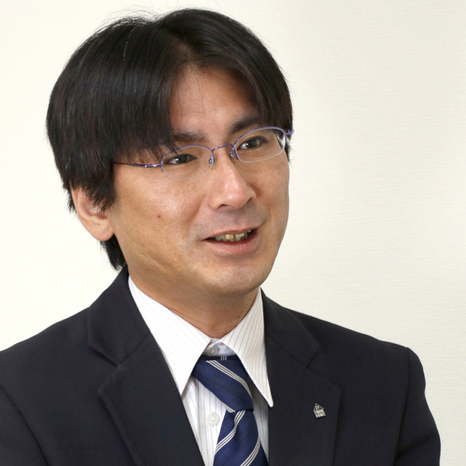 船橋店 営業部 主任 山本 恭史